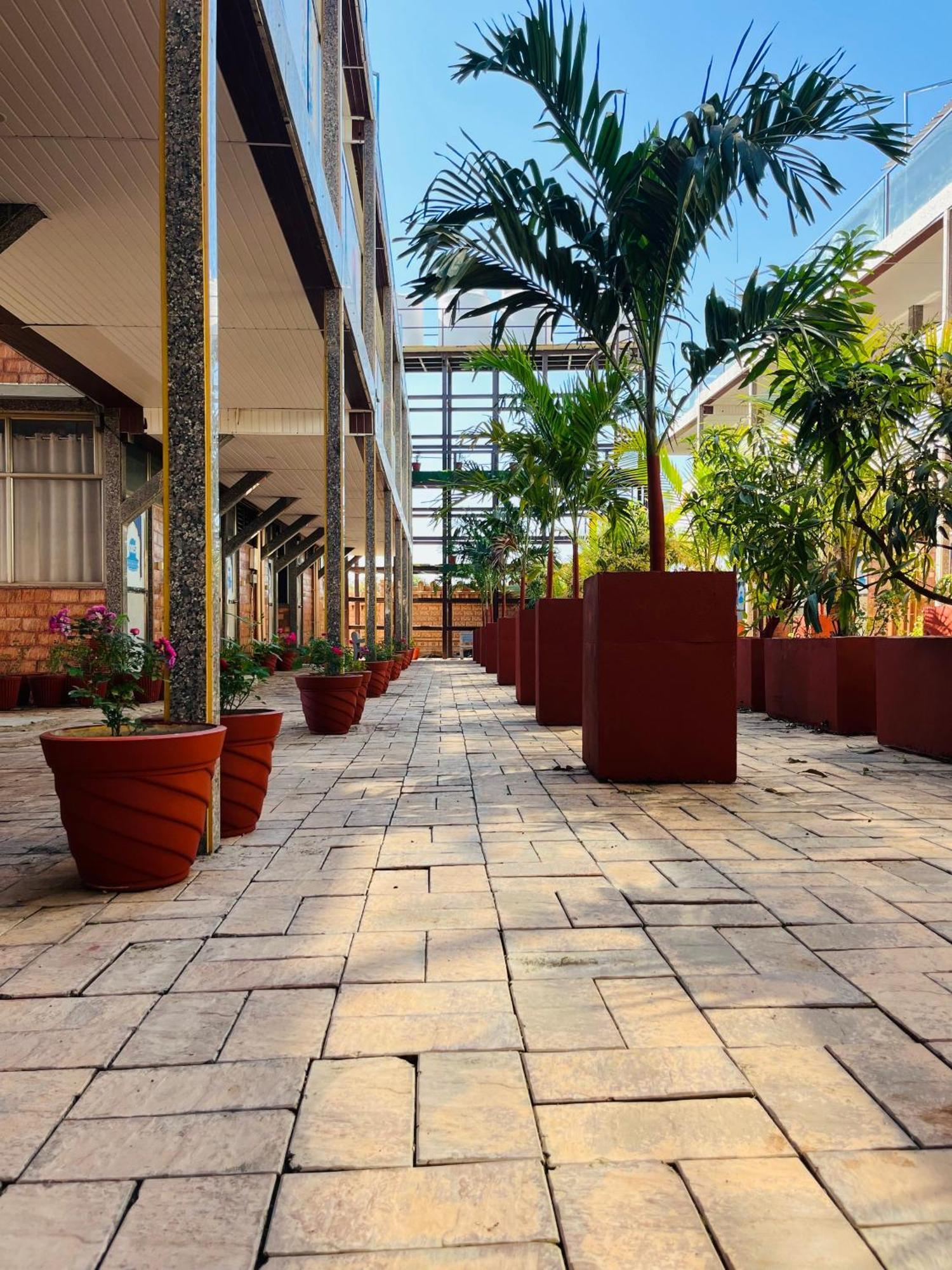 Shri Shiv Villa Resort By Bd Hospitality Sasan Gir Exterior photo